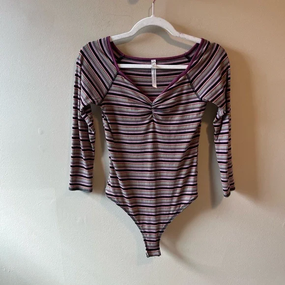 Free People Put a Stripe on it bodysuit size small - Picture 3 of 5